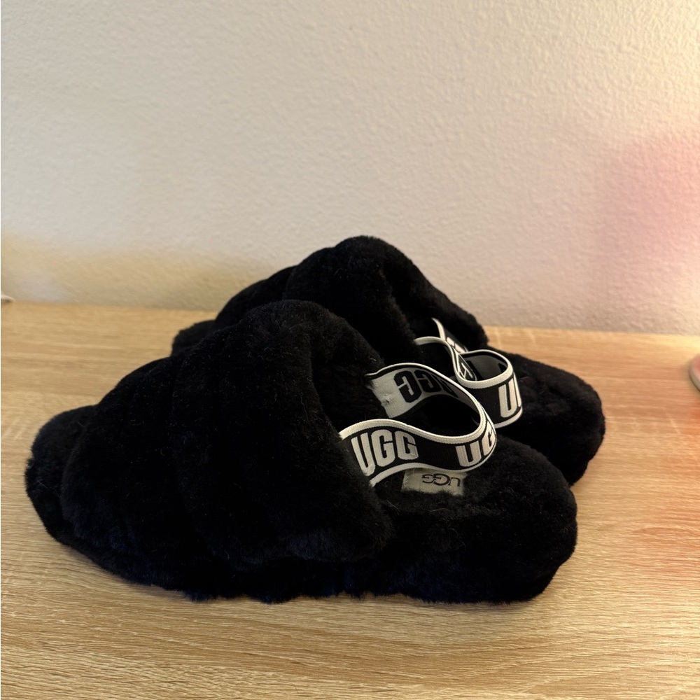 UGG Fluff Yeah Slide- Black